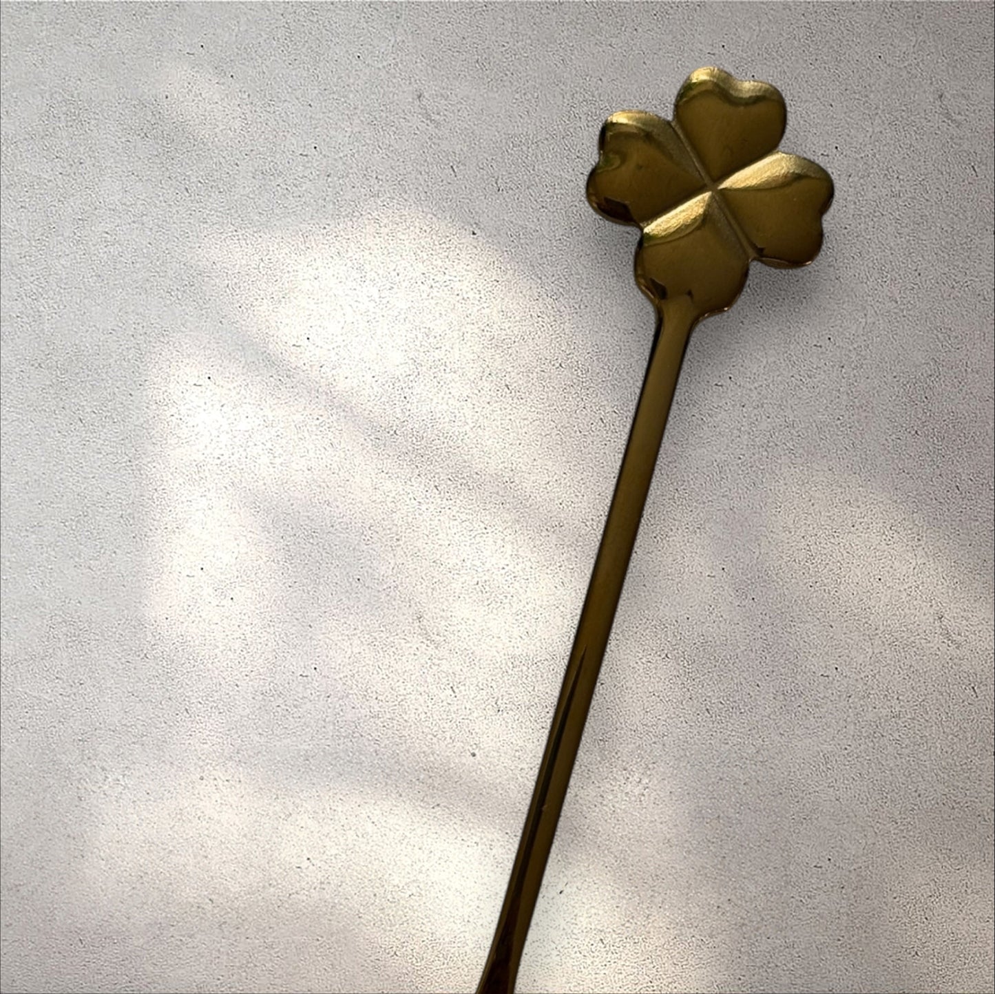 Gold clover