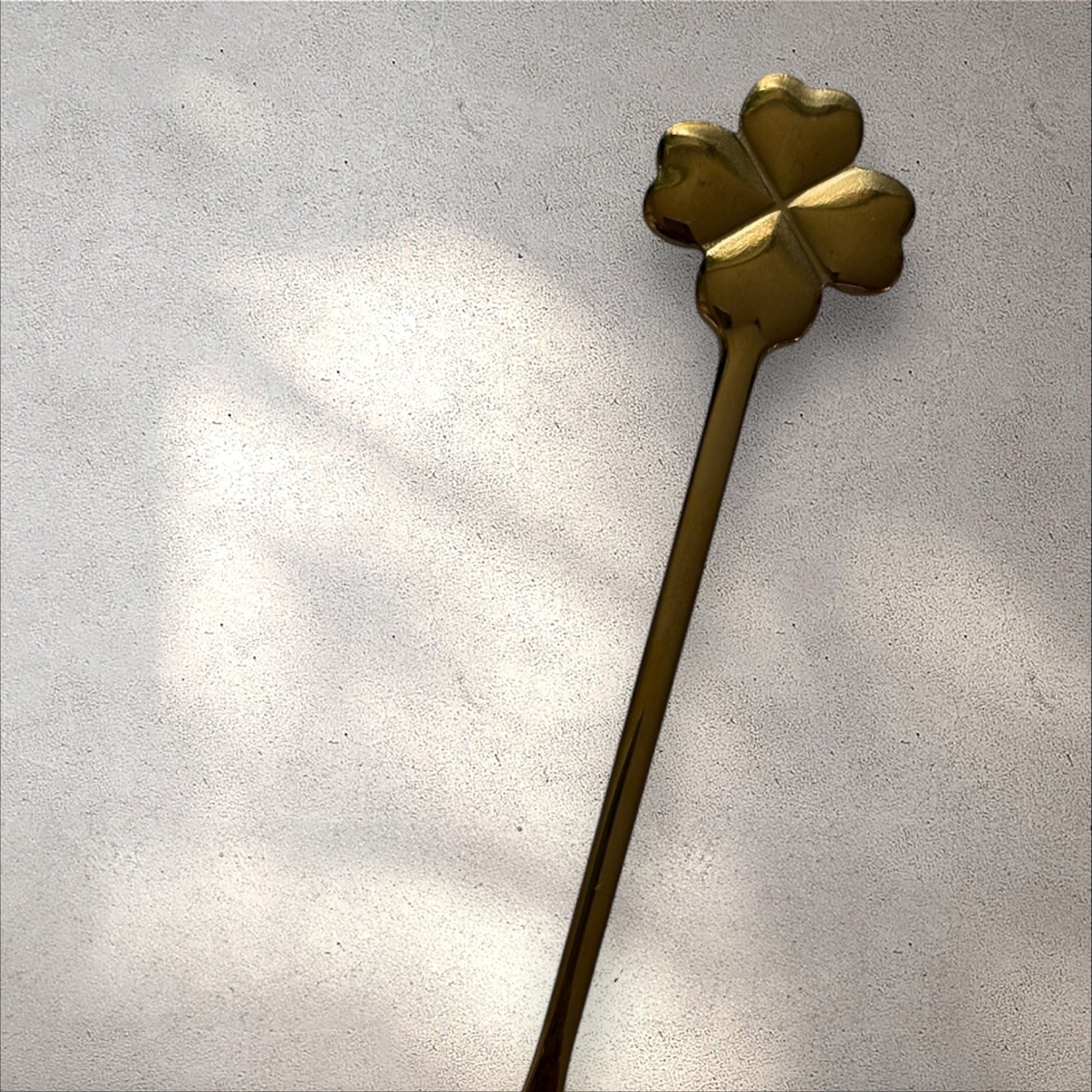 Gold clover